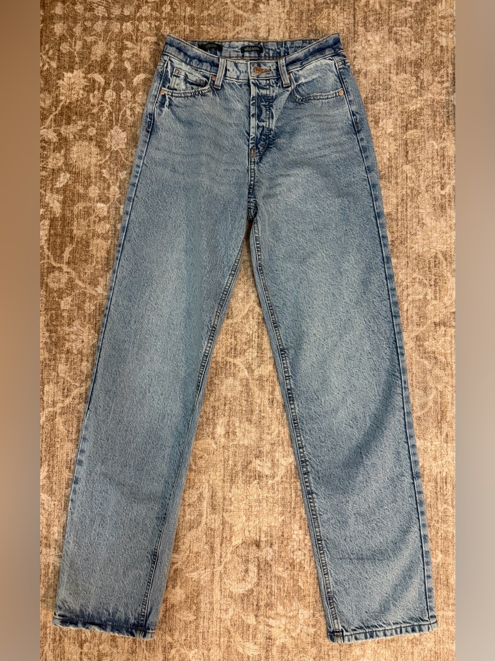 NWOT Wild Fable High-Rise Straight Leg Jeans Size 2